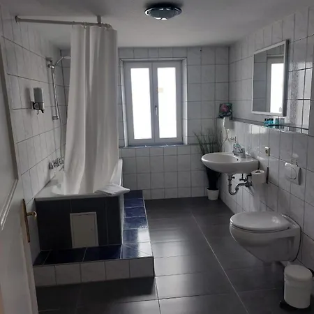 Ferienwohnung Haus99 Heiligenstrasse Fürth Exterior foto