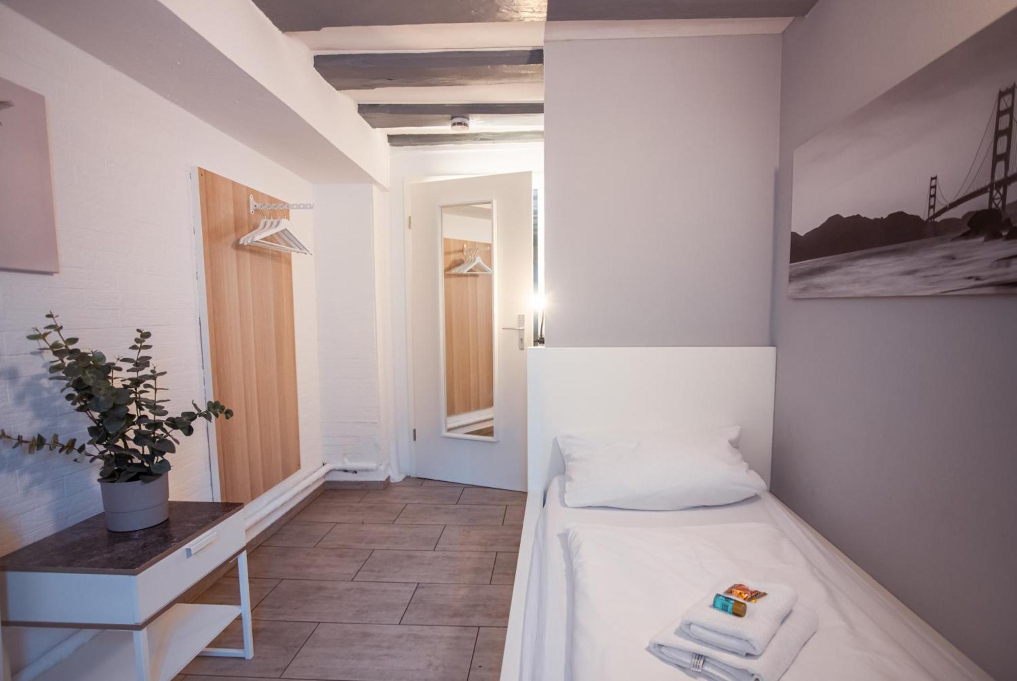Haus99 Heiligenstrasse Apartment