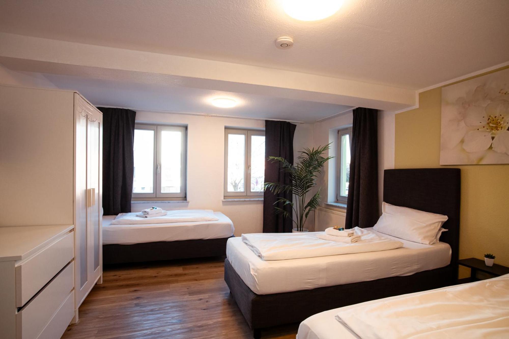 Haus99 Budget & Apartment *